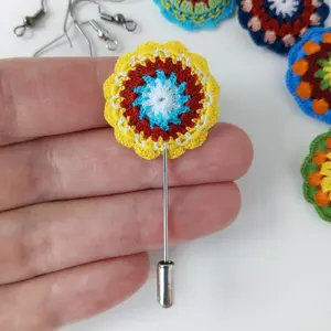 delicate-crochet-brooch-an-ideal-present-for-someone-special-2-3