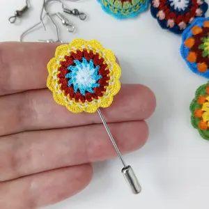 delicate-crochet-brooch-an-ideal-present-for-someone-special-1-2