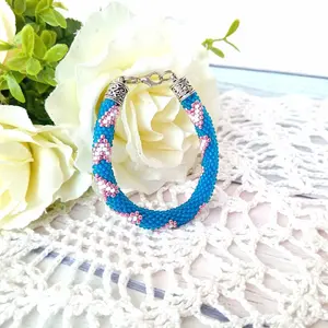 Blue crochet bracelet HEART – seed beads bracelet