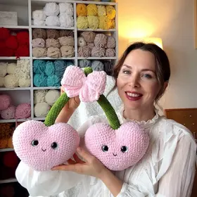Cherry Heart Crochet Pattern. Amigurumi Plush toy. Valentines Day DIY decor. Cute Heart Toy. Kawaii Decor. Beginner Friendly plush pattern