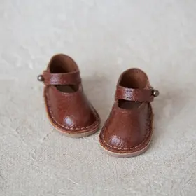 shoes for Ruby red doll 14 inches