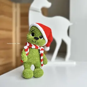The Christmas Stealer Crochet Pattern PDF / Plush Yarn Amigurumi / Holiday Crochet Toy / Beginner Friendly PDF Tutorial /Crochet plushies