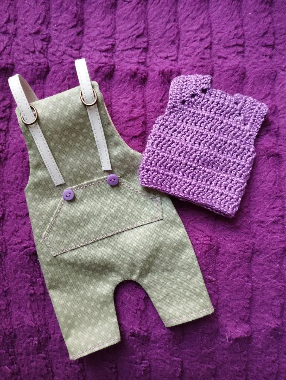 Blythe doll outfit, romper and t-shirt 1 photo 2026 04 21 23 17 24.jpg
