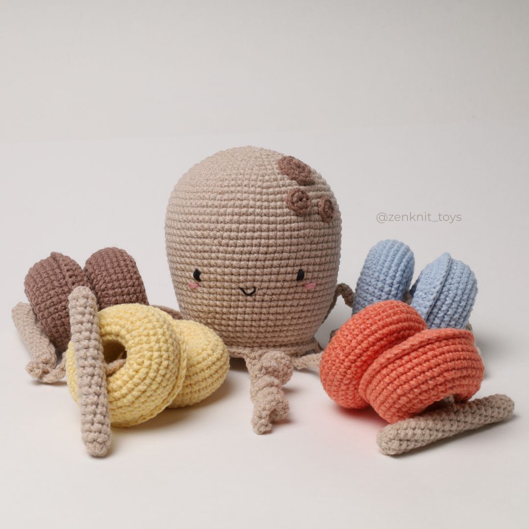 Crochet pattern Threading Toy Octopus 1 octopus lacingtoy crochet pattern