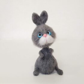 gift bunny figurine