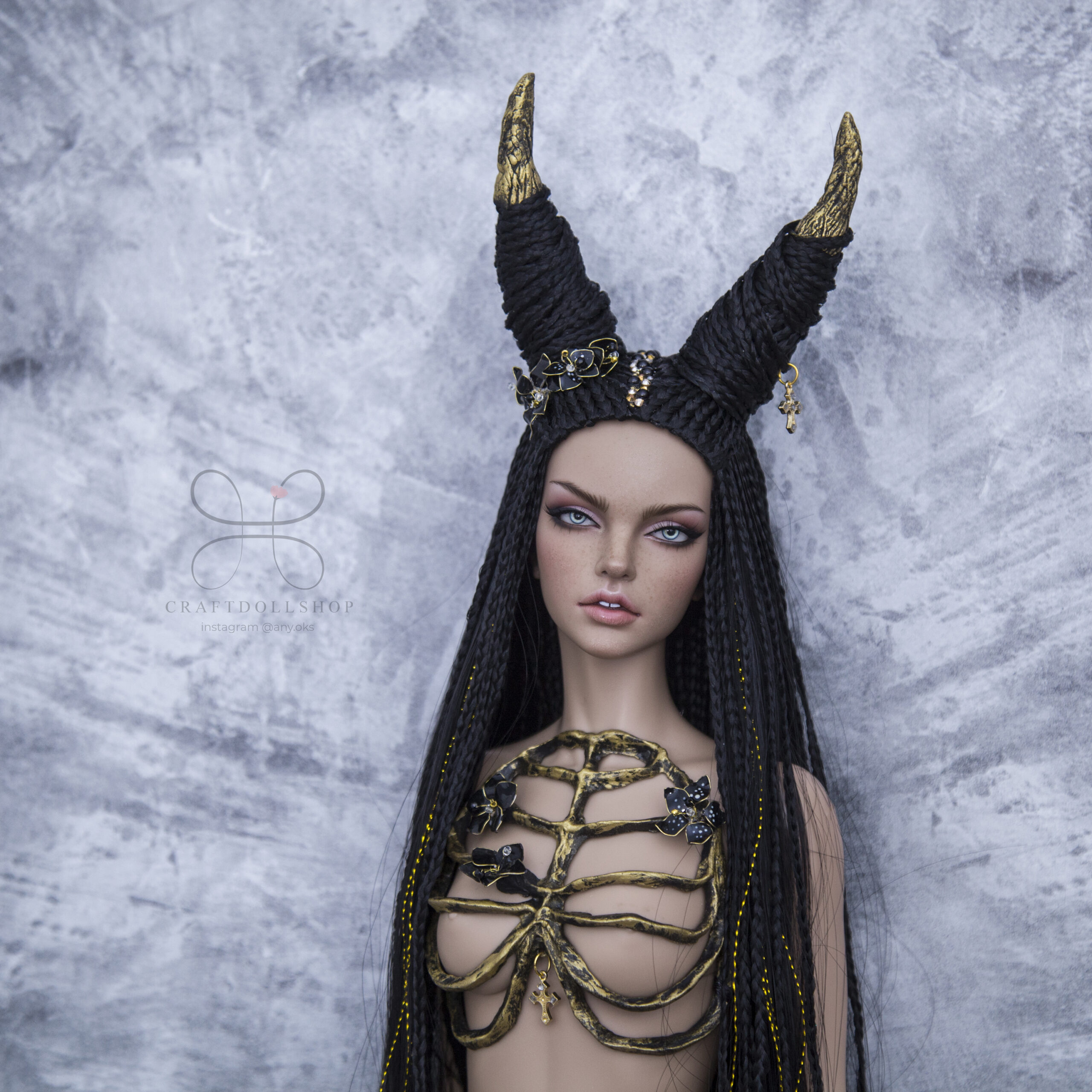 BJD Zi-Zi wig long Black with horns for head 8-9 (20,5c 7 5 scaled