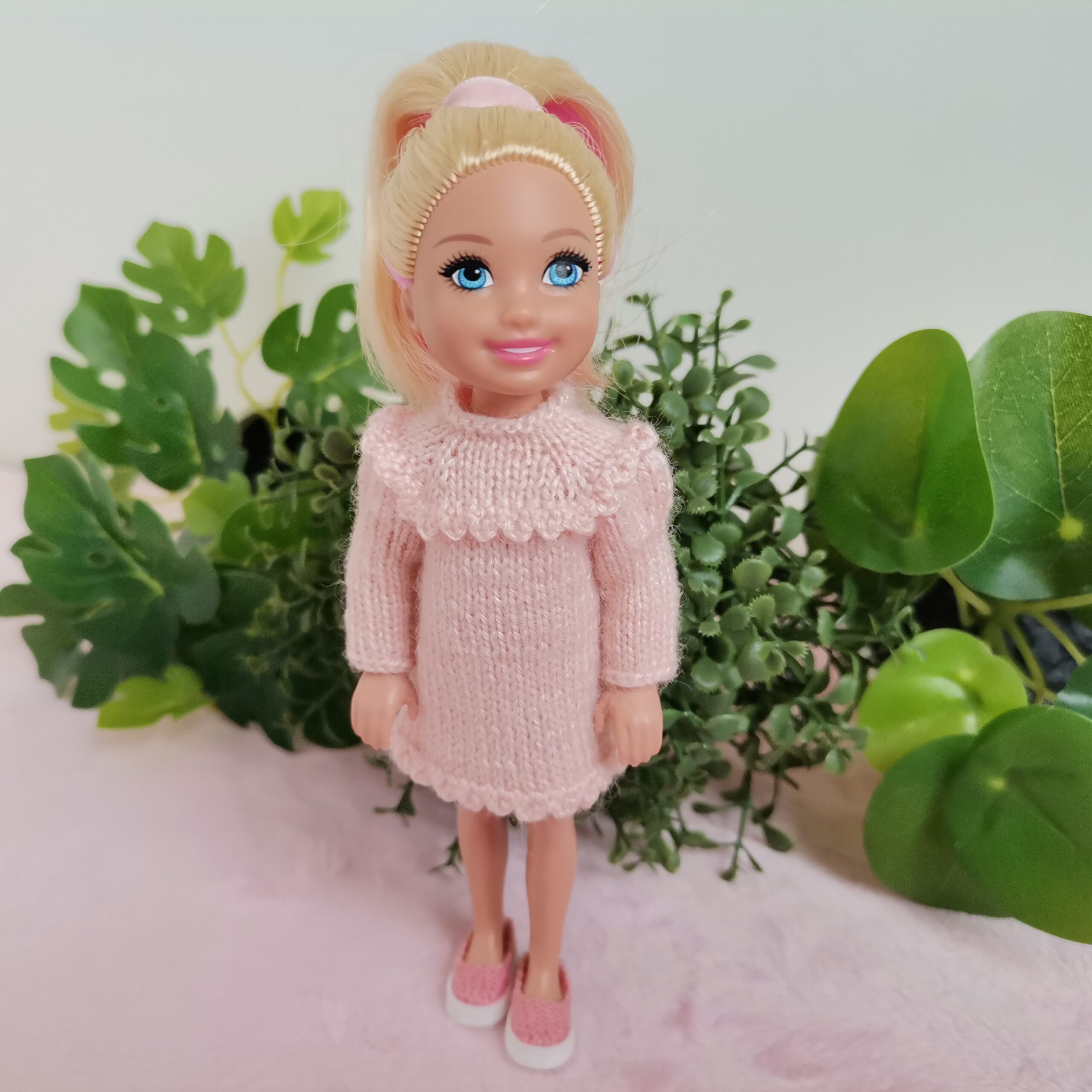 Knitted wool dress and shoes for Chelsea Barbie Doll