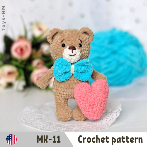 Crochet pattern bear with heart. Amigurumi animal toys. pattern ENG pattern