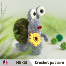 Crochet pattern snail. Amigurumi animal toys. ENG