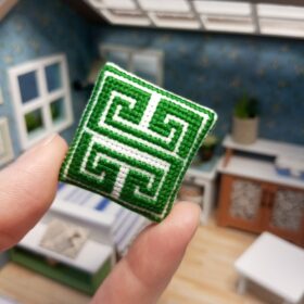miniature-pillow-dollhouse-accessories-hand-embroidery-24-celtic-knot-1