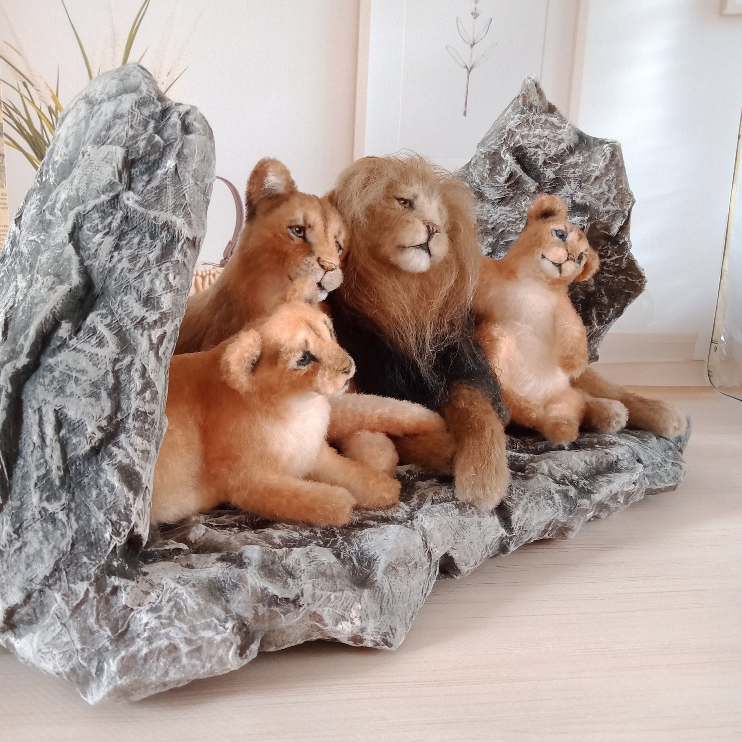 Miniature realistic crochet family of lions on the rocks. - DailyDoll Shop