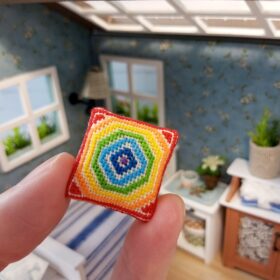 miniature-dollhouse-hand-embroidery-pillow-decor-311