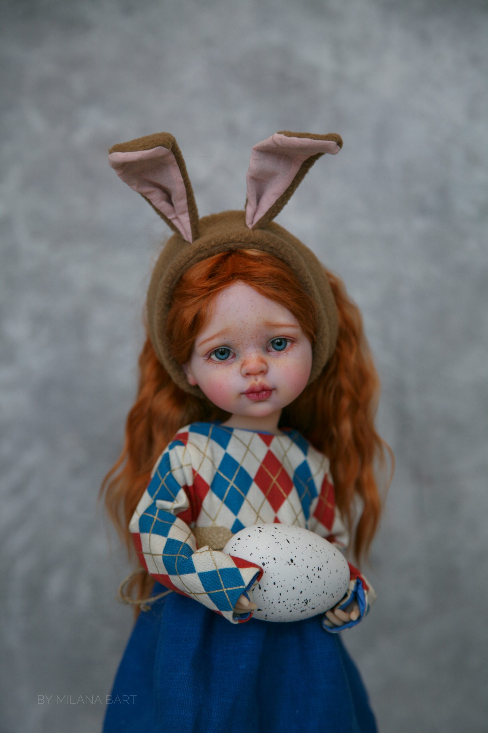 Red Bunny Paola Reina collectible doll 5 4091d249 0c65 498d a9d2 cd719403b764 scaled