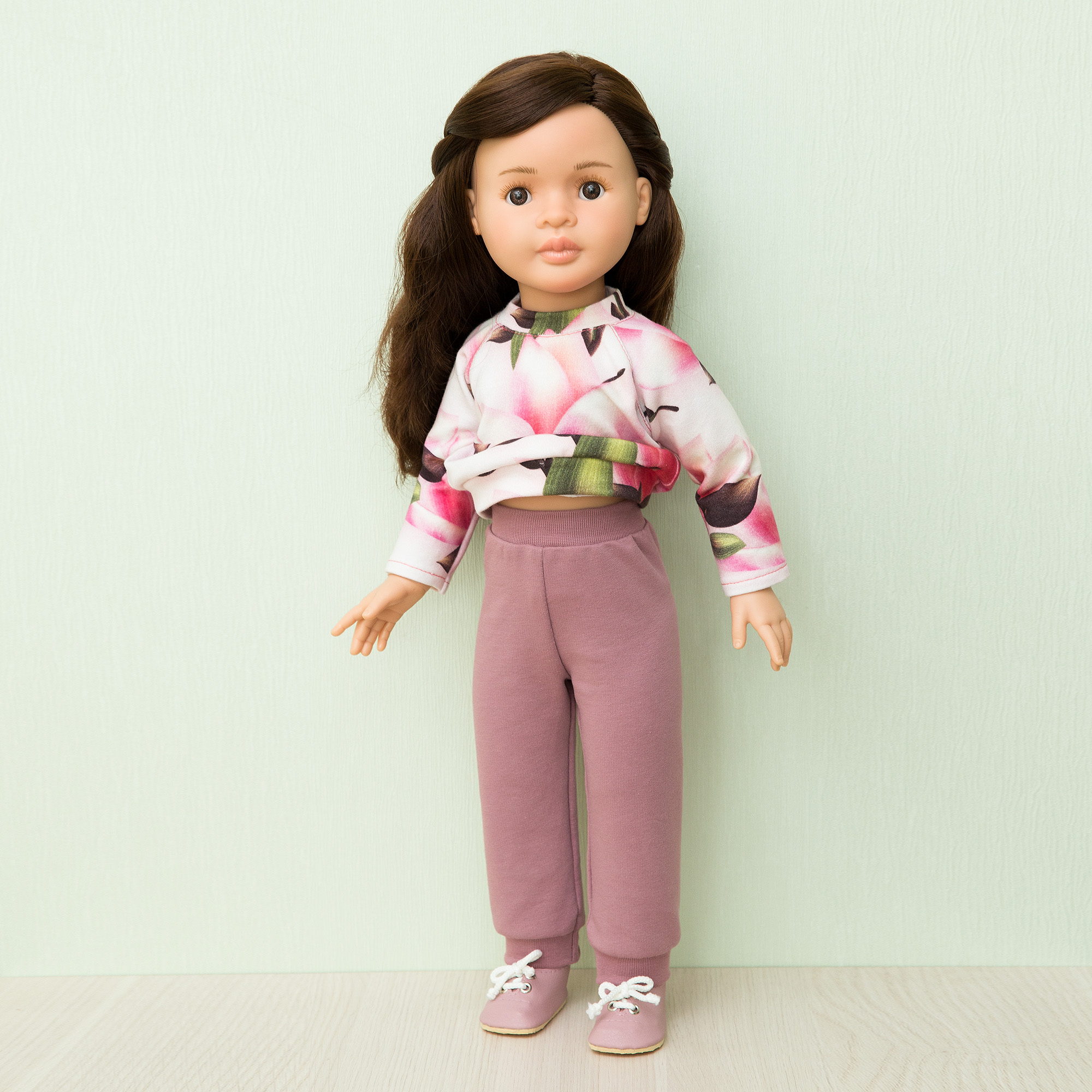 Paola Reina 60 cm sweatshirt pants shoes patterns 3 Paola Reina 60 cm sweatshirt pants shoes patterns