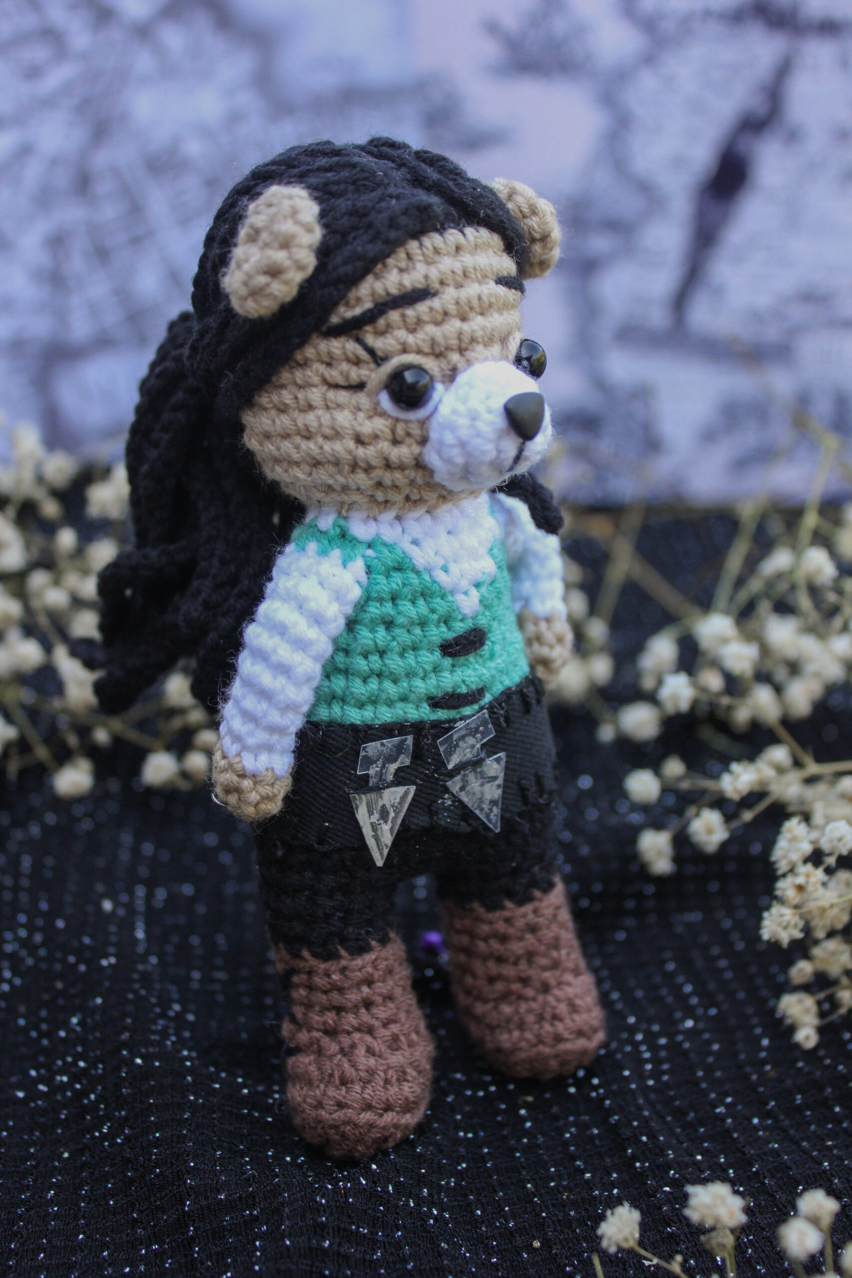Collectible toy. Bear toy Inej Ghafa. Series Shadow and Bone. 11 Inej Ghafa. The character of the favorite series Shadow and Bone.