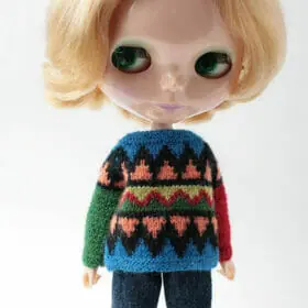 PDF pattern Manycolored knitted sweater for Blythe doll