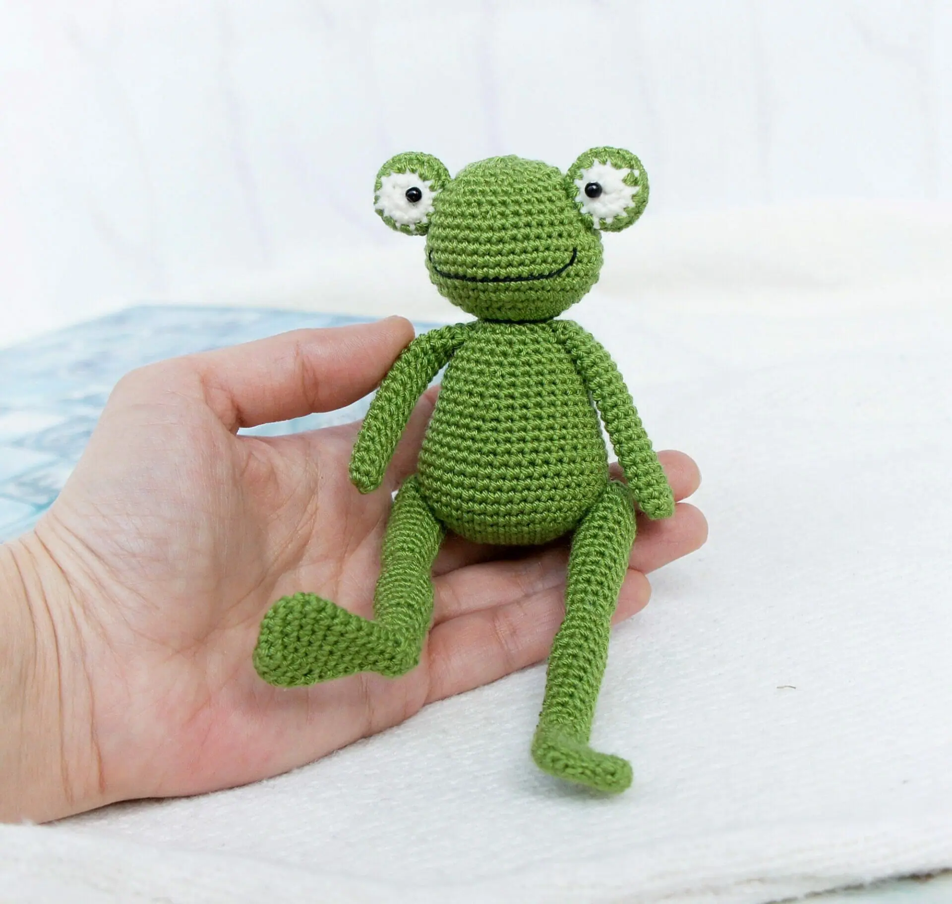 Frog Stuffed Animal Doll, Funny Frog toy, Green Frog doll