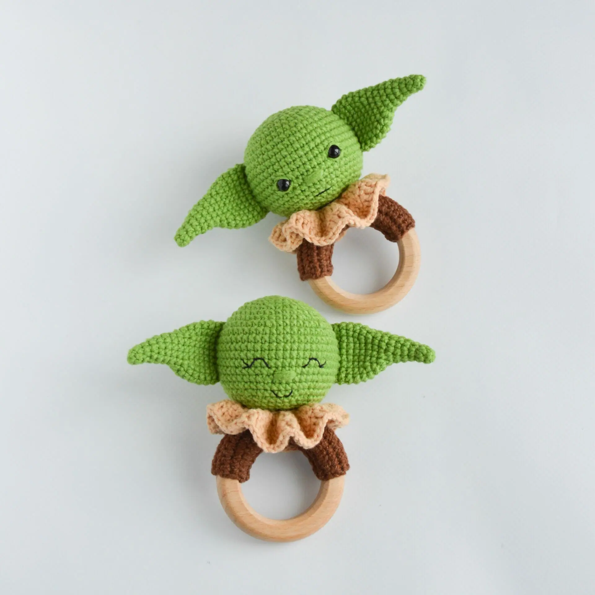 Crochet rattle Baby Yoda Amigurumi pattern PDF DailyDoll Shop