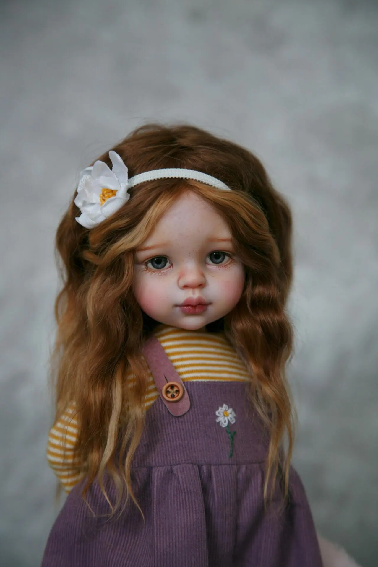 Violet Paola Reina Collectible Art doll 2 img 6279.jpeg