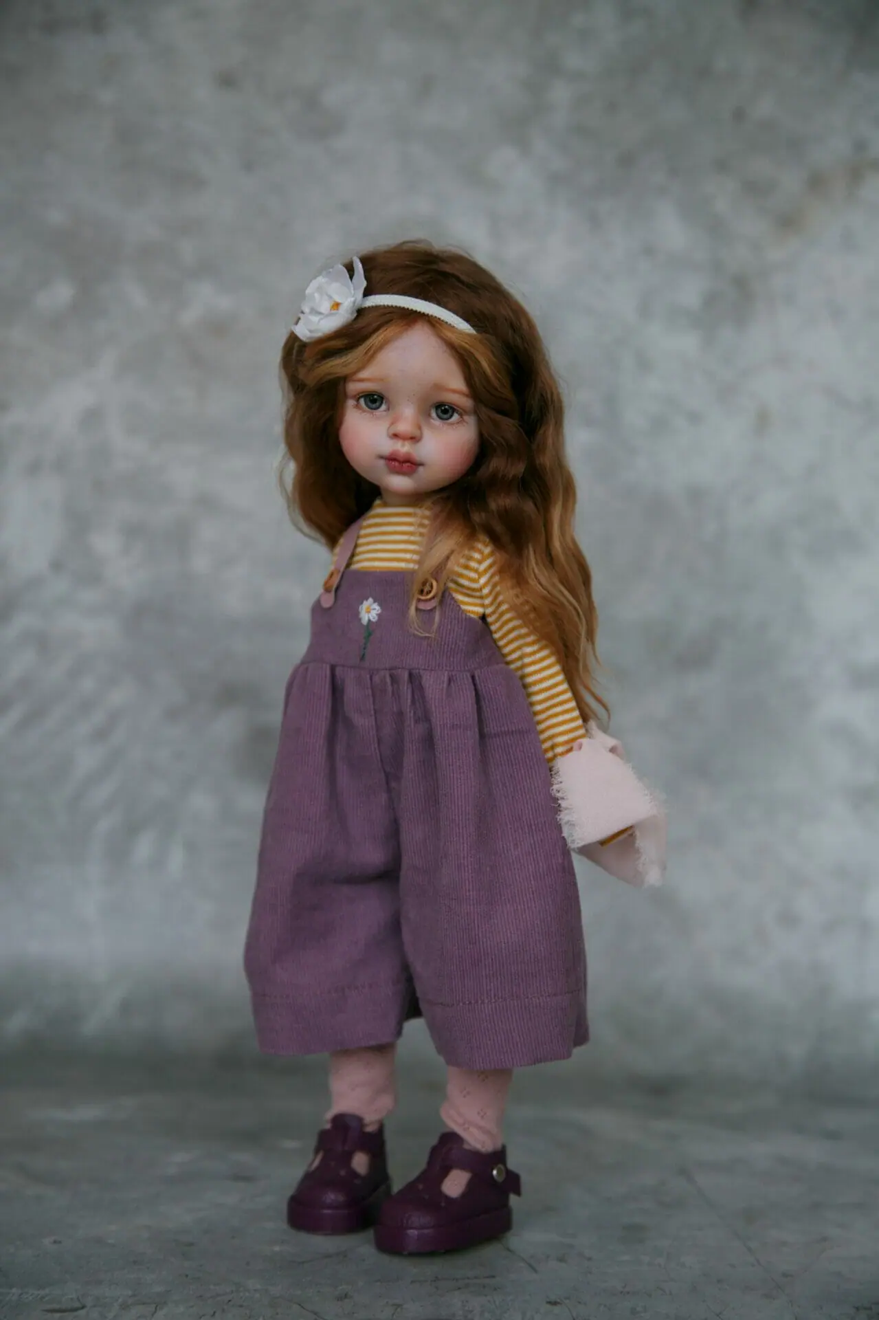Violet Paola Reina Collectible Art doll 3 img 6290.jpeg