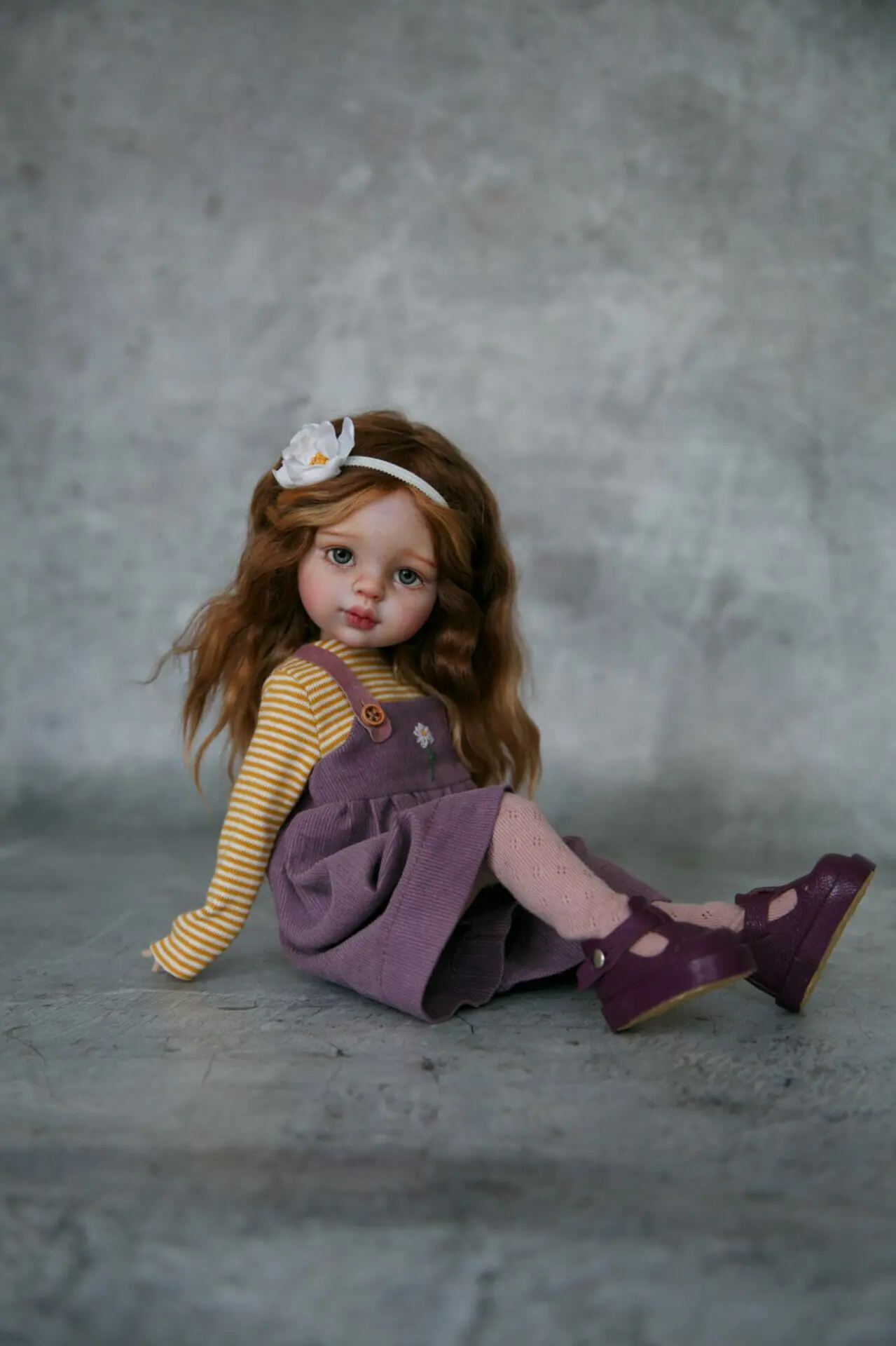 Violet Paola Reina Collectible Art doll 5 img 6286.jpeg