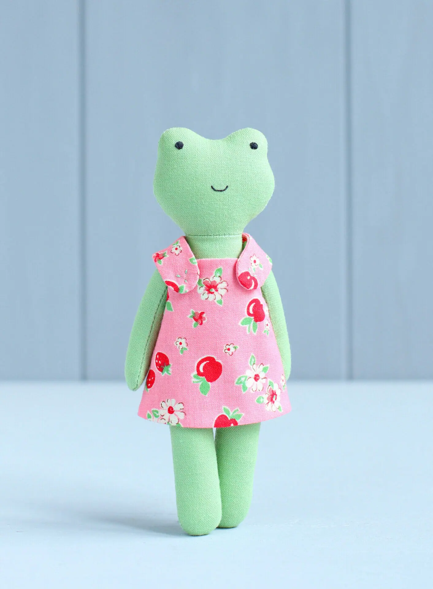 PDF Mini Frog Doll Sewing Pattern - DailyDoll Shop