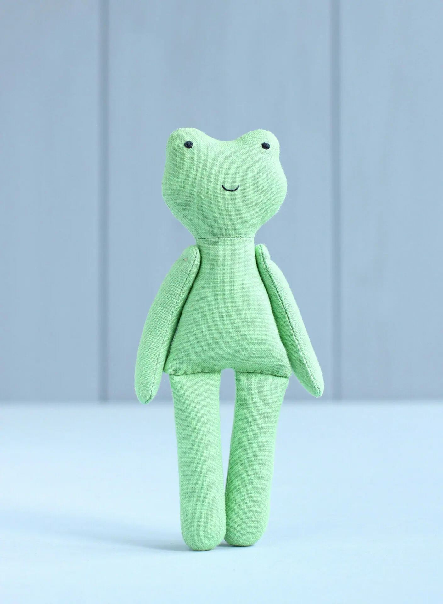 Handmade DIY Frog Doll Crochet Easy to Use Hand Knitting Toy