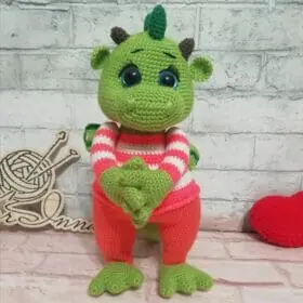 Green dragon crochet