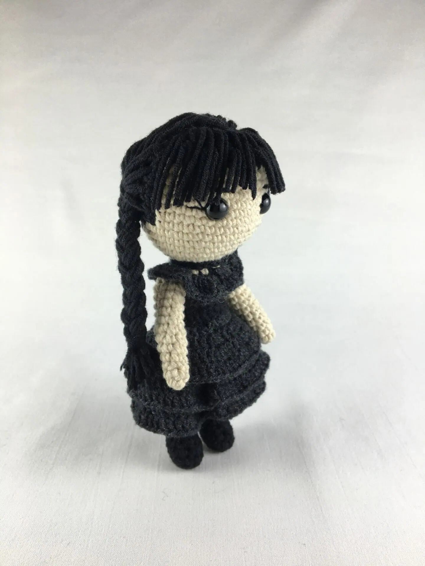 Wednesday crochet pattern PDF amigurumi, Halloween toy 5 Plush crochet Wednesday Addams amigurumi toy, inspired by The Addams Family, handmade pattern
