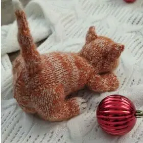 Kitten knitting pattern. Toy Knitting Pattern