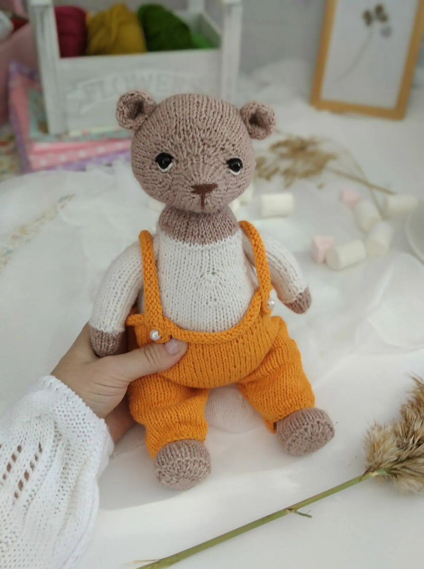 Spring bear knitting pattern. Classic teddy PDF English Spring bear knitting pattern. Classic teddy PDF English