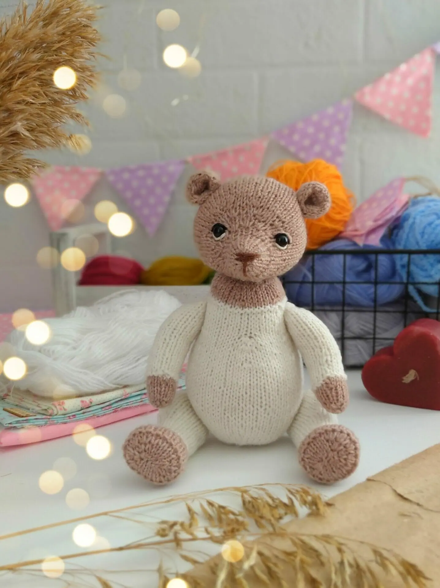 Spring bear knitting pattern. Classic teddy PDF English Spring bear knitting pattern. Classic teddy PDF English