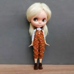 Blythe doll russet overall