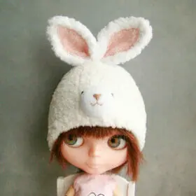 White hat - bunny for Blythe doll