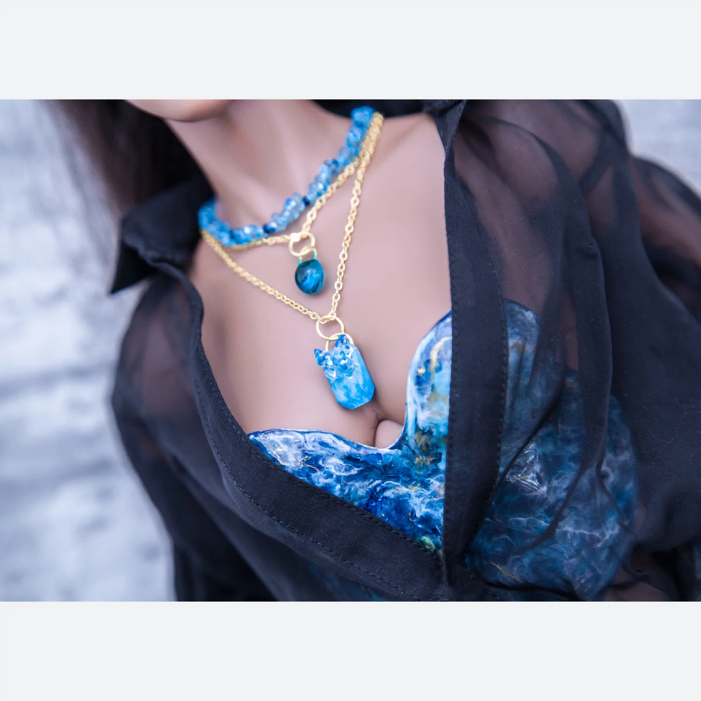 Blue/gold epoxy Necklace for 1/3 SD BJD 3 3.jpg