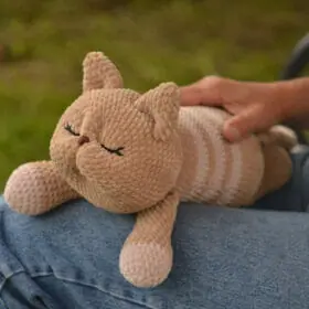 Sleeping plush cat, crochet toy