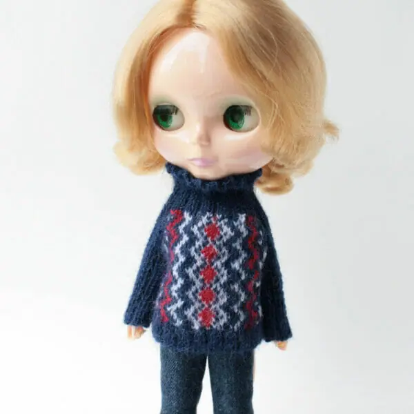 Sweater North for Blythe doll, Barbie