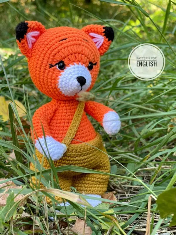 Fox crocheted pants