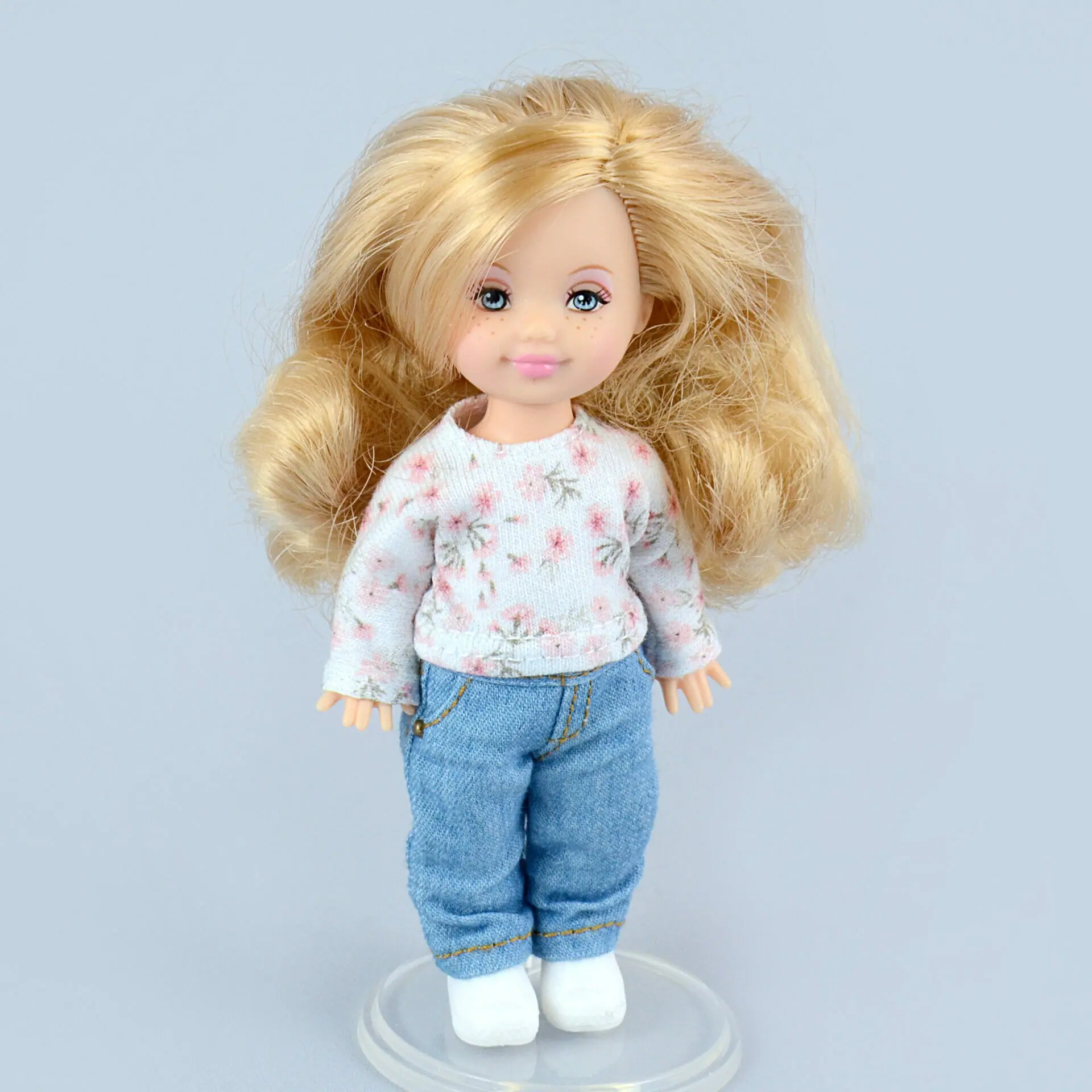 Muñeca discount kelly barbie