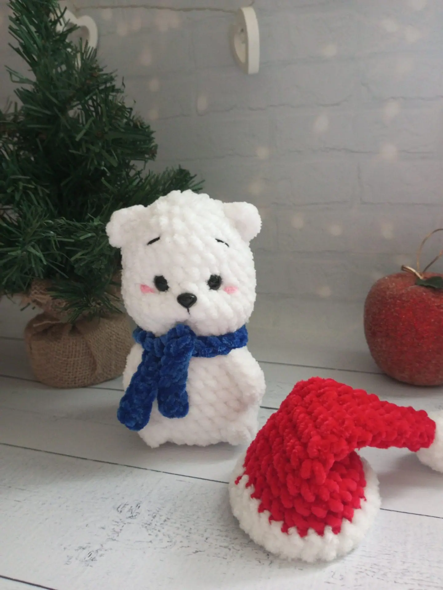 Christmas Polar Bear Crochet Kit – Stitches