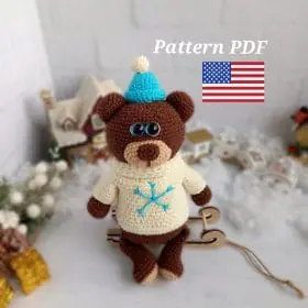 English crochet teddy bear in sweater