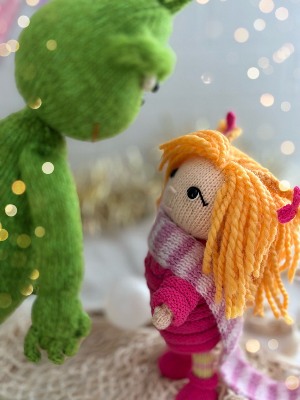 Cindy Lou knitting pattern. Doll knitting pattern