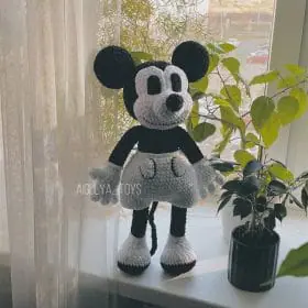 Crochet Mickey Mouse