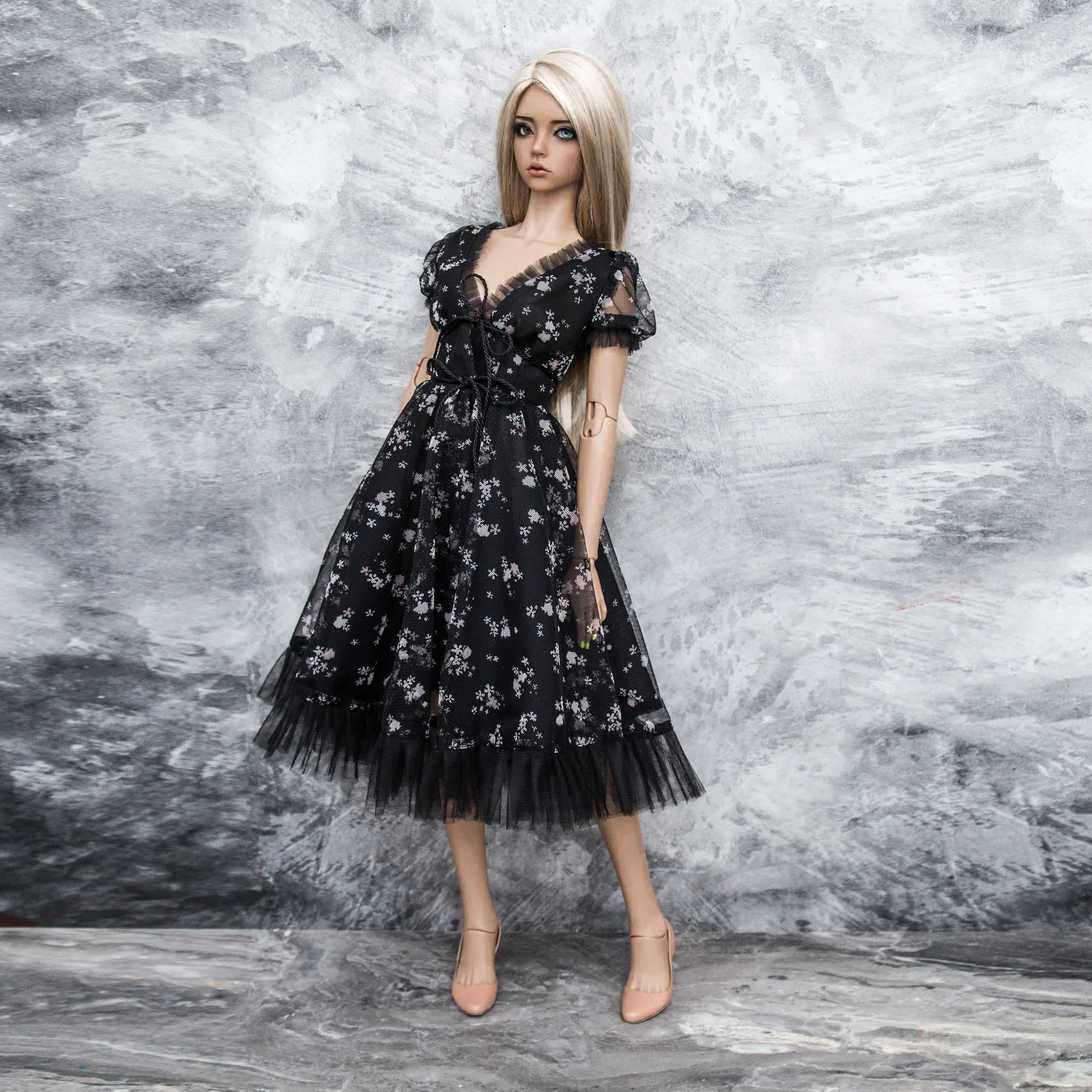 Black-Flowers Tulle Dress for 1/3 SD BJD (Iplehouse SiD 11 1