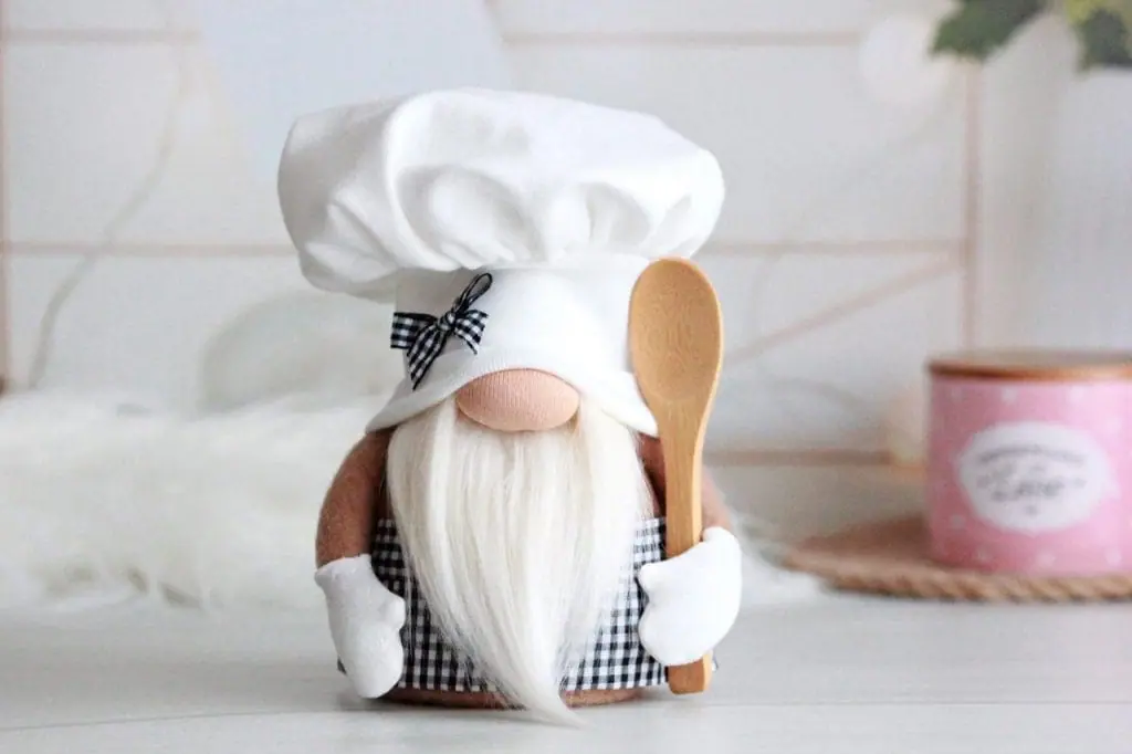 2nd place – Chef gnome with wooden spoon