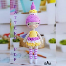 Modello di bambola amigurumi