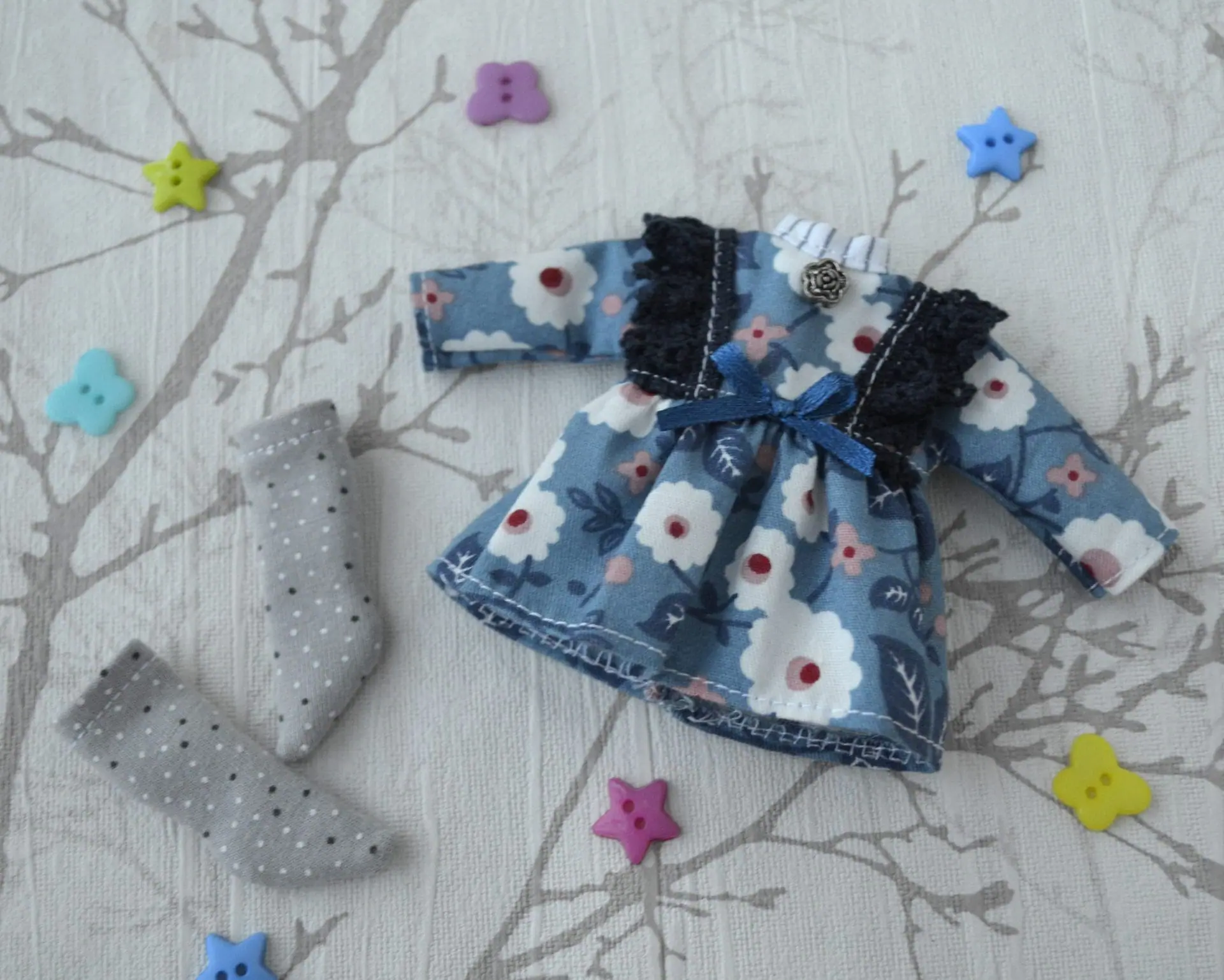 Meadowdolls twinkles, Pukifee Lati clothes, blue dress 4 Meadow twinkles, Pukifee clothes, Lati yellow doll outfit - navy blue dress3