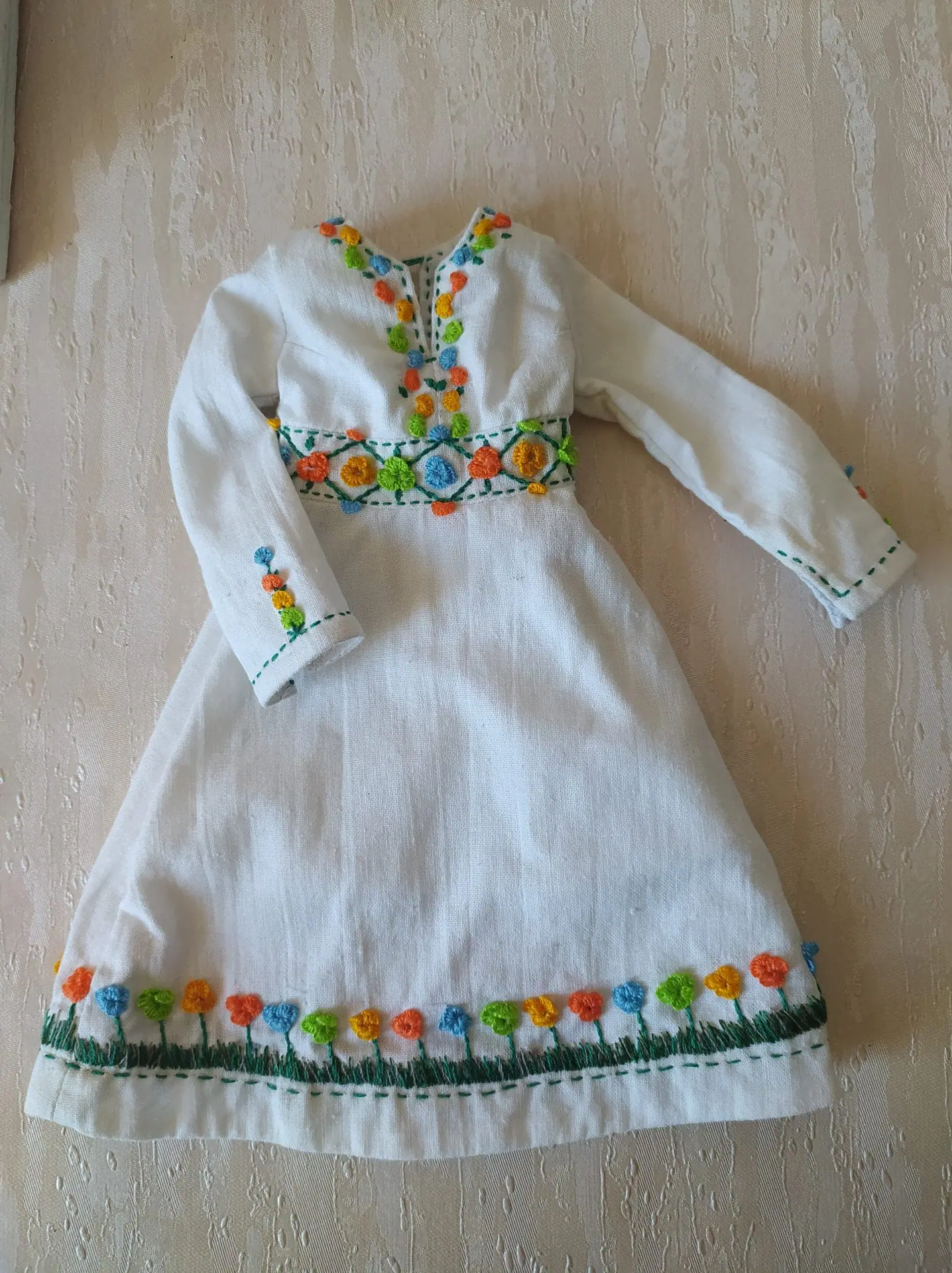 Tonner Ellowyne Wilde/Neema dress, 16 inch doll clothes 2 img 20240202 135903.jpg