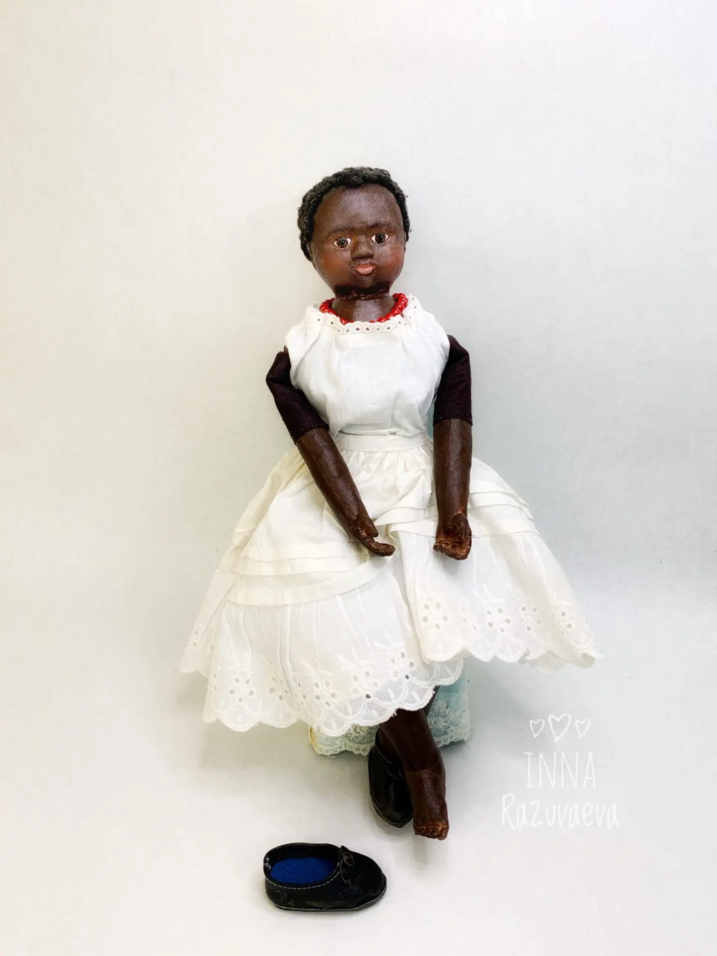 Izannah Walker reproduction black doll 1