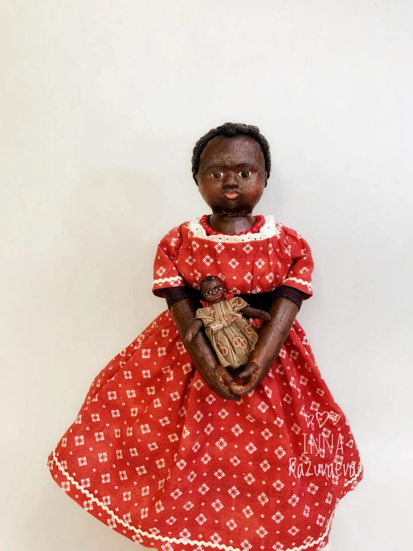 Izannah Walker reproduction black doll 5 uayqe2611.jpg